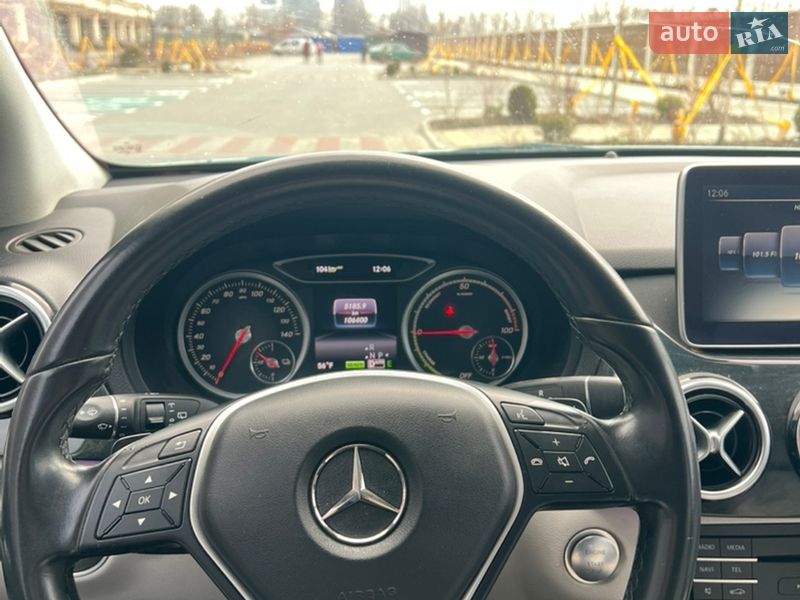 Хэтчбек Mercedes-Benz B-Class 2016 в Софиевской Борщаговке