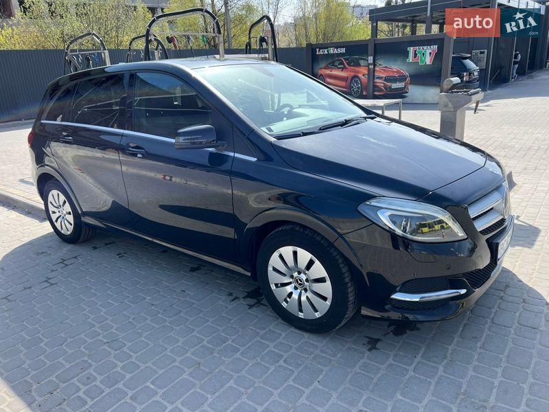 Mercedes-Benz B-Class 2016