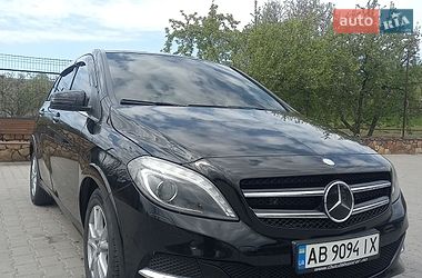 Хэтчбек Mercedes-Benz B-Class 2017 в Виннице