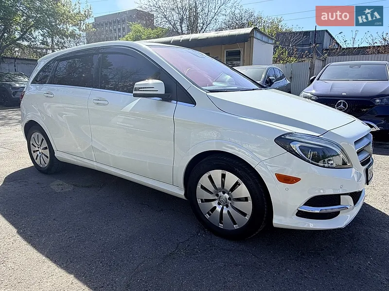 Mercedes-Benz B-Class 2015