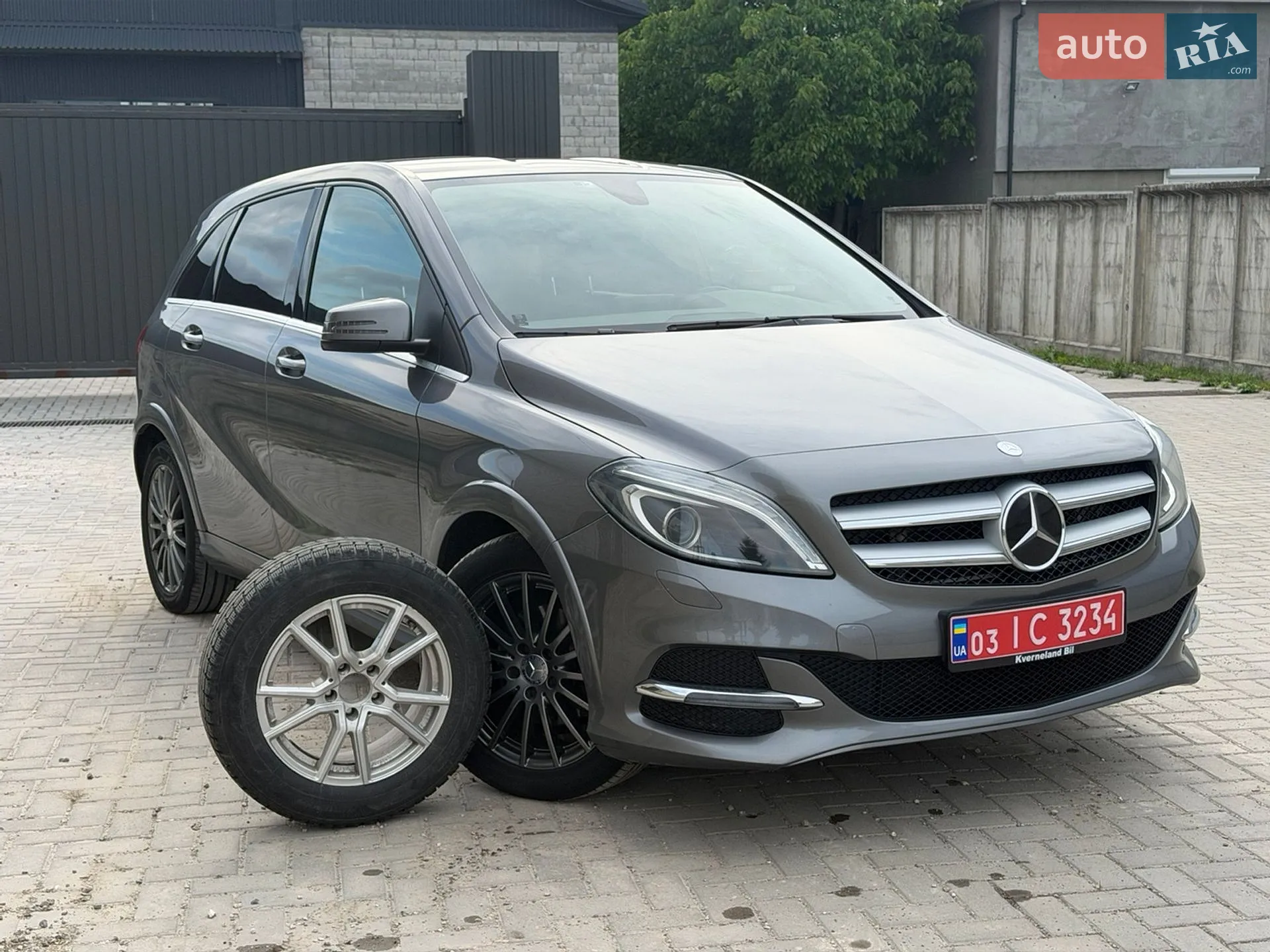 2016 Mercedes-Benz B-klasse - фото 1