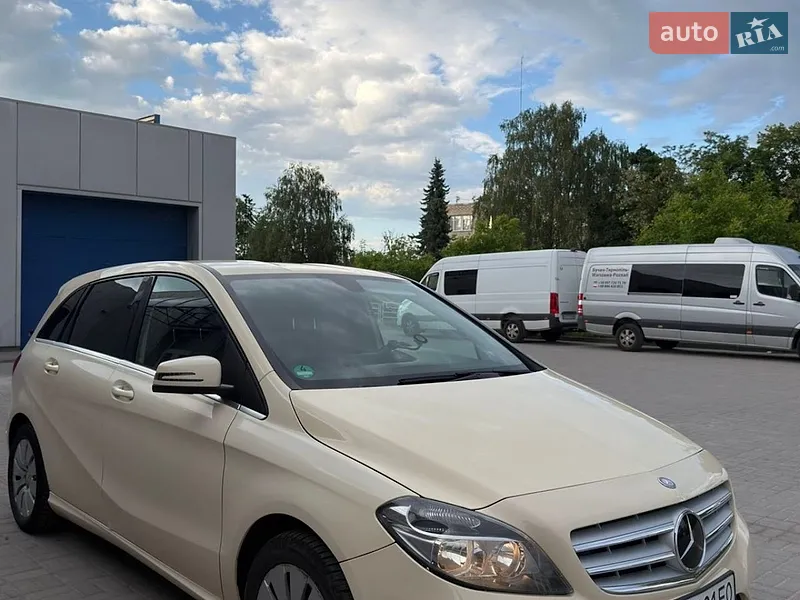 Mercedes-Benz B-Class 2014 VIN WDD2462121J292059 фото оголошення 12 з 93