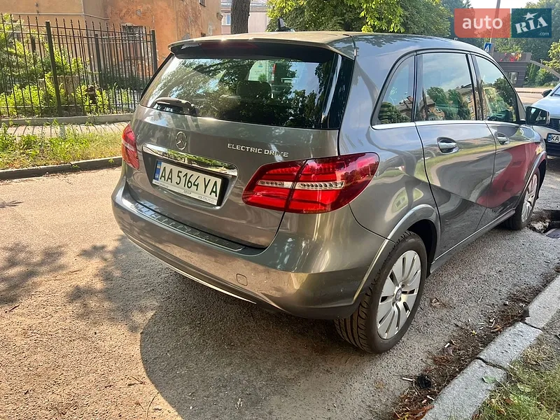 Mercedes-Benz B-Class 2015 VIN WDDVP9AB3FJ006048 фото оголошення 4 з 41