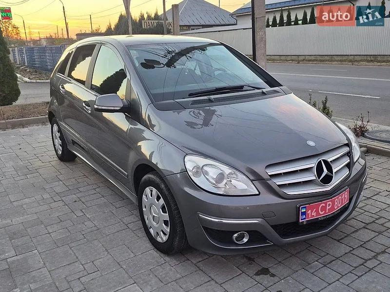Mercedes-Benz B-Class 2010