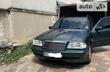 Унiверсал Mercedes-Benz C 180 1998 в Львові