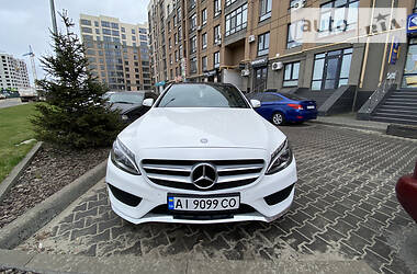 Седан Mercedes-Benz C 180 2014 в Киеве