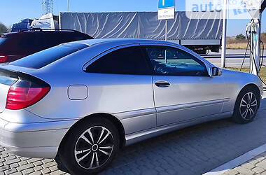 Купе Mercedes-Benz C 180 2001 в Львові