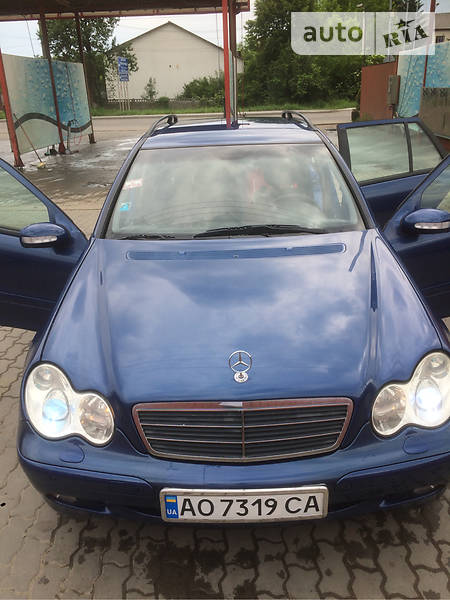 Mercedes-Benz C 220