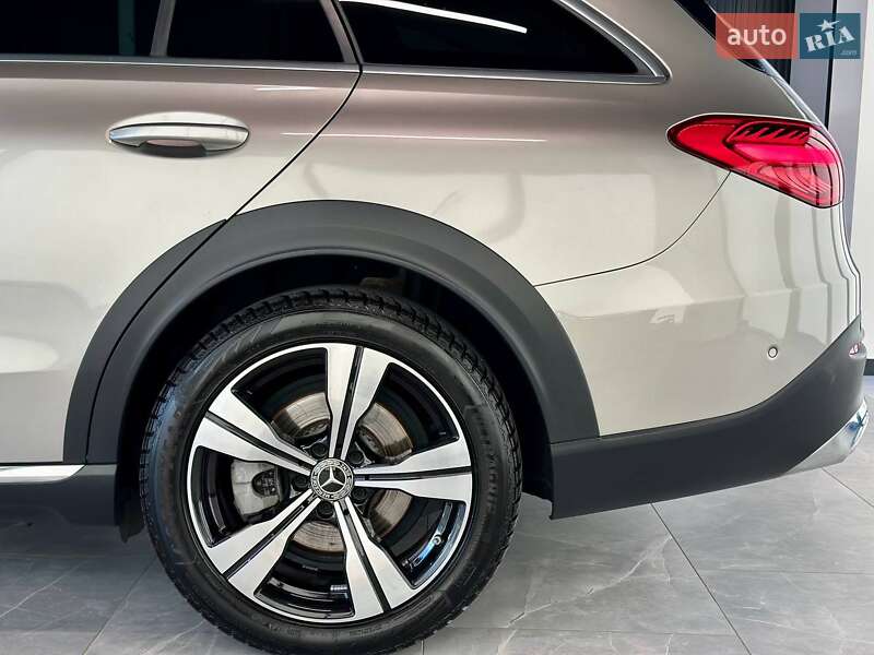 Универсал Mercedes-Benz C-Class All-Terrain 2022 в Львове