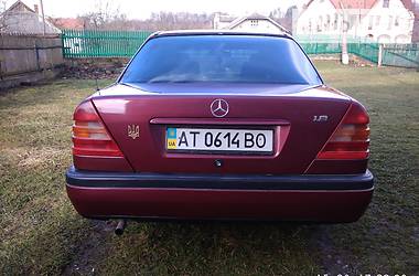 Седан Mercedes-Benz C-Class 1994 в Ивано-Франковске