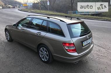 Универсал Mercedes-Benz C-Class 2010 в Черновцах