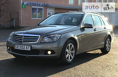 Универсал Mercedes-Benz C-Class 2010 в Черновцах