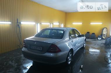 Седан Mercedes-Benz C-Class 2000 в Києві