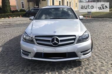 Седан Mercedes-Benz C-Class 2014 в Луцке