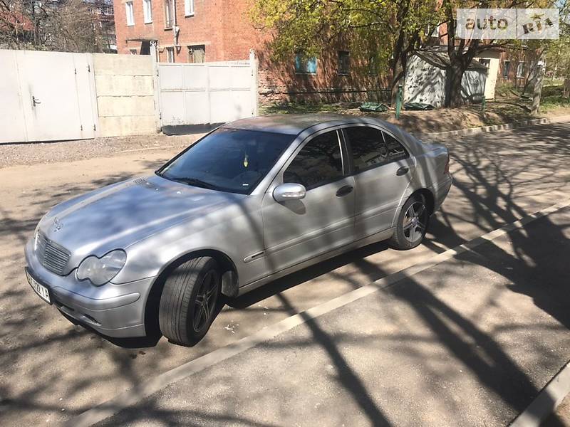 Седан Mercedes-Benz C-Class 2000 в Харькове фото 2 Седан Mercedes-Benz C-Class 2000 в Харькове