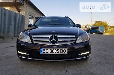 Универсал Mercedes-Benz C-Class 2011 в Бучаче