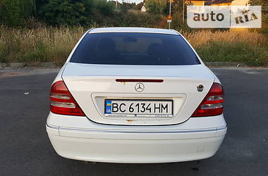 Седан Mercedes-Benz C-Class 2001 в Львове