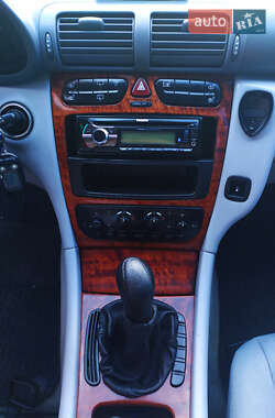 Универсал Mercedes-Benz C-Class 2003 в 