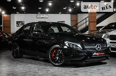 Седан Mercedes-Benz C-Class 2017 в 