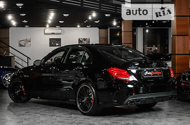 Седан Mercedes-Benz C-Class 2017 в 