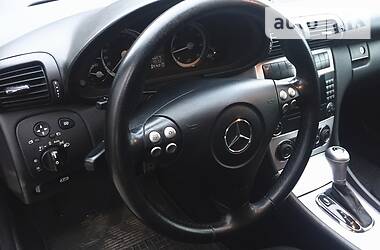 Седан Mercedes-Benz C-Class 2006 в 