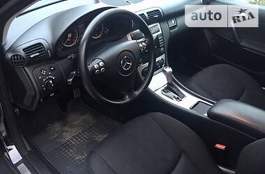 Седан Mercedes-Benz C-Class 2006 в 
