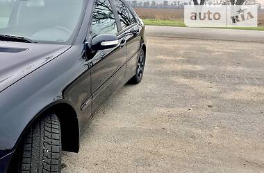Седан Mercedes-Benz C-Class 2006 в 