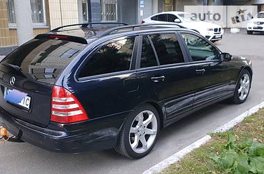 Универсал Mercedes-Benz C-Class 2006 в Киеве