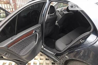 Седан Mercedes-Benz C-Class 2003 в 