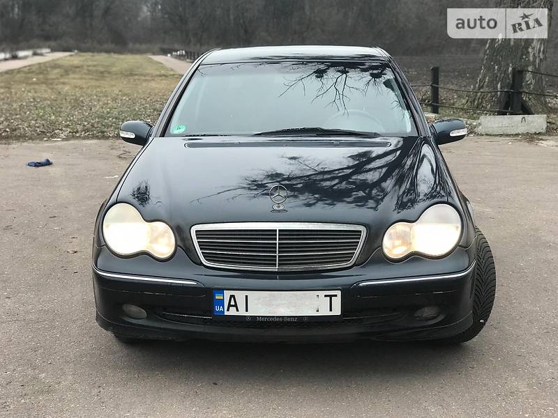 Седан Mercedes-Benz C-Class 2003 в Києві