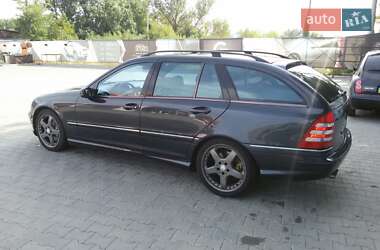 Универсал Mercedes-Benz C-Class 2002 в Черновцах