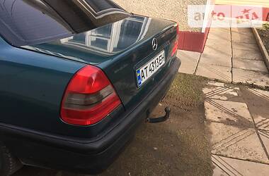 Седан Mercedes-Benz C-Class 1996 в Косове