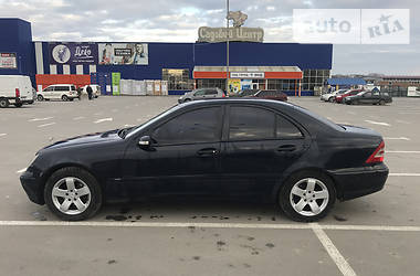 Седан Mercedes-Benz C-Class 2001 в 
