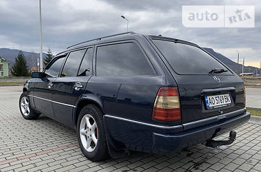 Універсал Mercedes-Benz C-Class 1994 в 