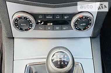 Універсал Mercedes-Benz C-Class 2009 в 