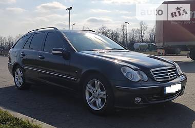 Универсал Mercedes-Benz C-Class 2005 в Коломые