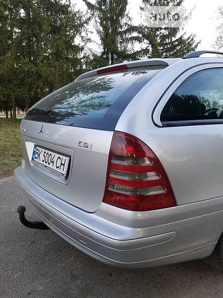 Універсал Mercedes-Benz C-Class 2001 в Дубні