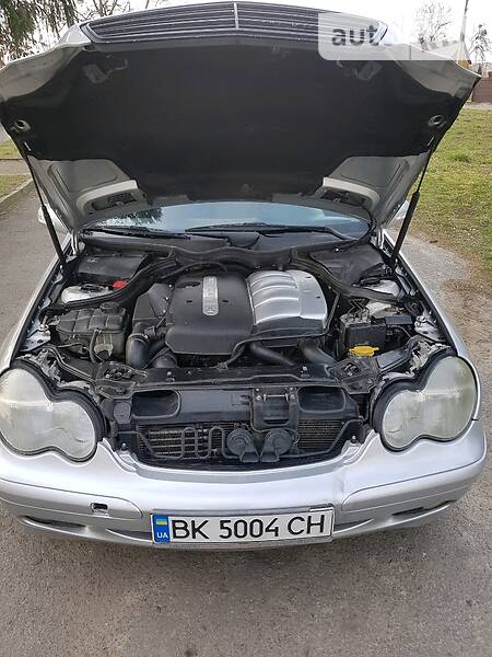 Універсал Mercedes-Benz C-Class 2001 в Дубні