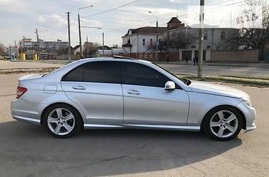 Седан Mercedes-Benz C-Class 2010 в 