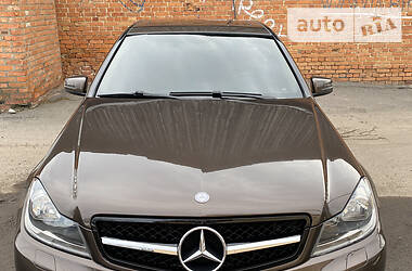 Седан Mercedes-Benz C-Class 2013 в 