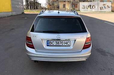 Універсал Mercedes-Benz C-Class 2012 в 