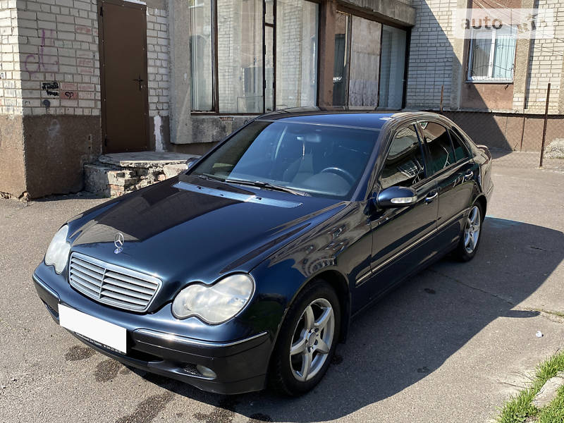 Седан Mercedes-Benz C-Class 2001 в Черкассах