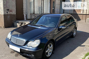 Седан Mercedes-Benz C-Class 2001 в 