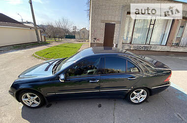Седан Mercedes-Benz C-Class 2001 в 