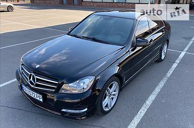 Mercedes-Benz C-Class 2013 Mercedes-Benz C-Class 2013