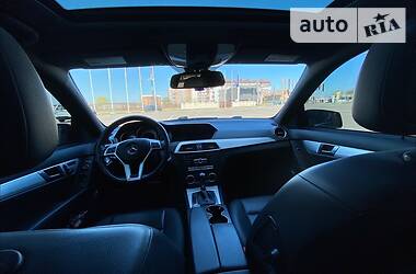 Седан Mercedes-Benz C-Class 2013 в 