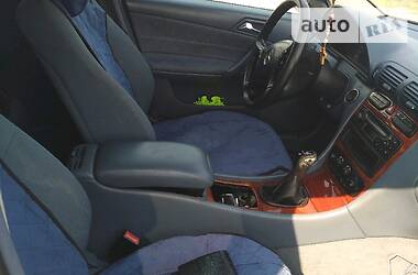 Седан Mercedes-Benz C-Class 2001 в 