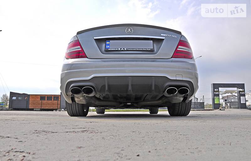 Седан Mercedes-Benz C-Class 2013 в Киеве