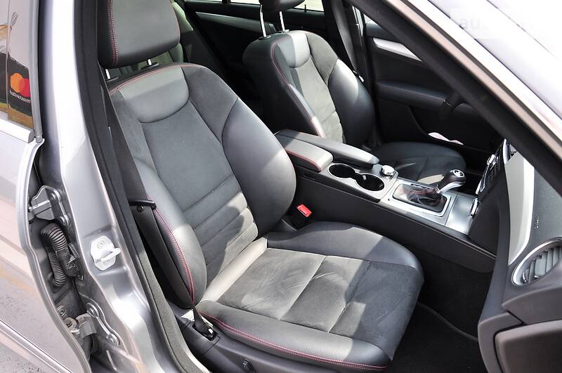 Седан Mercedes-Benz C-Class 2013 в Киеве