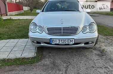 Універсал Mercedes-Benz C-Class 2003 в 
